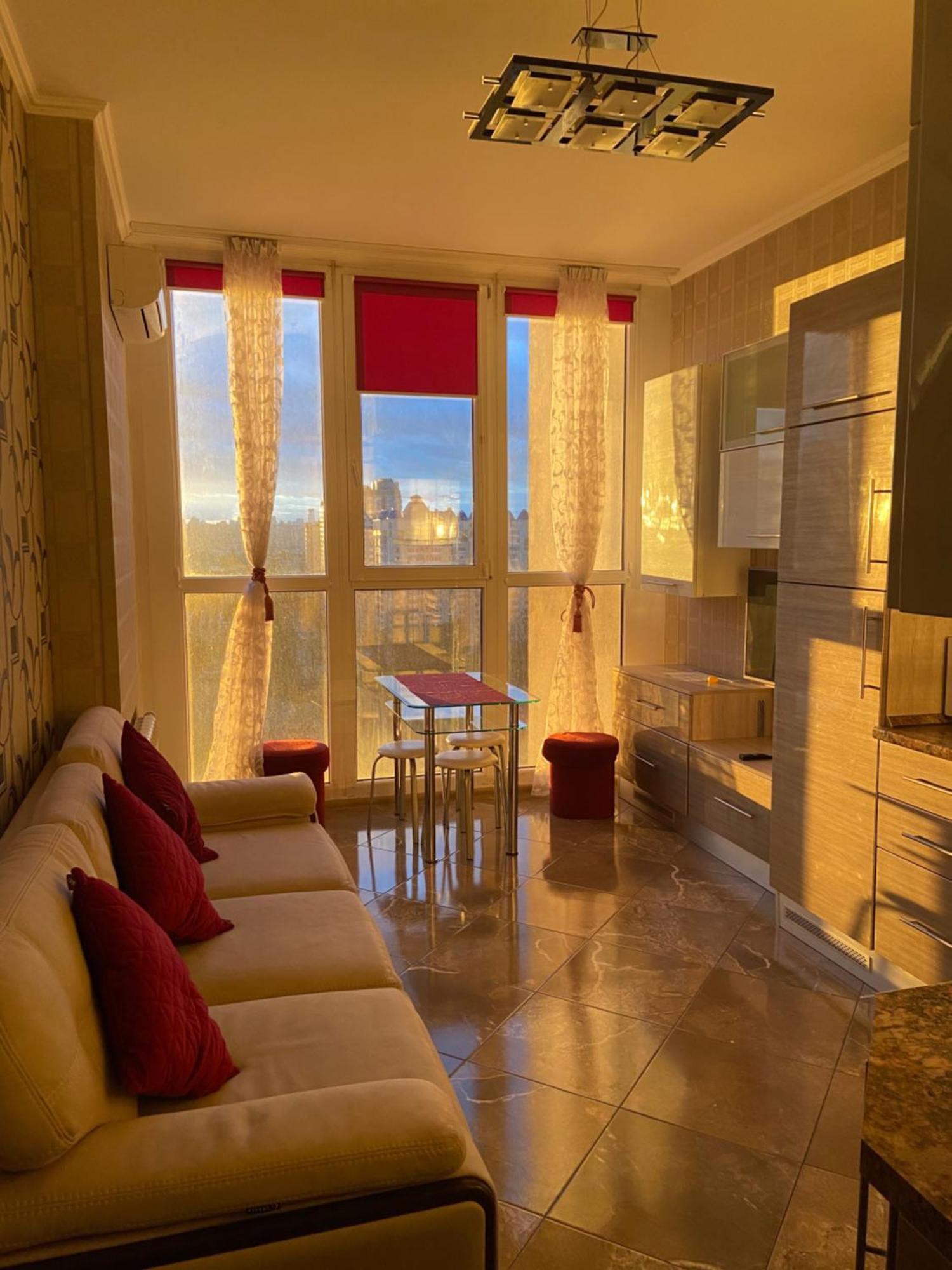 Rent-Kiev 2 Min Metro Chernihivska Lux Dış mekan fotoğraf