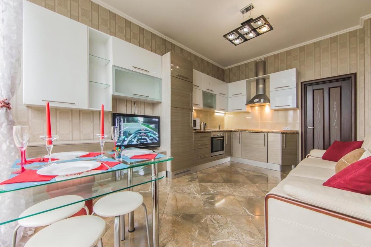 Rent-Kiev 2 Min Metro Chernihivska Lux Dış mekan fotoğraf