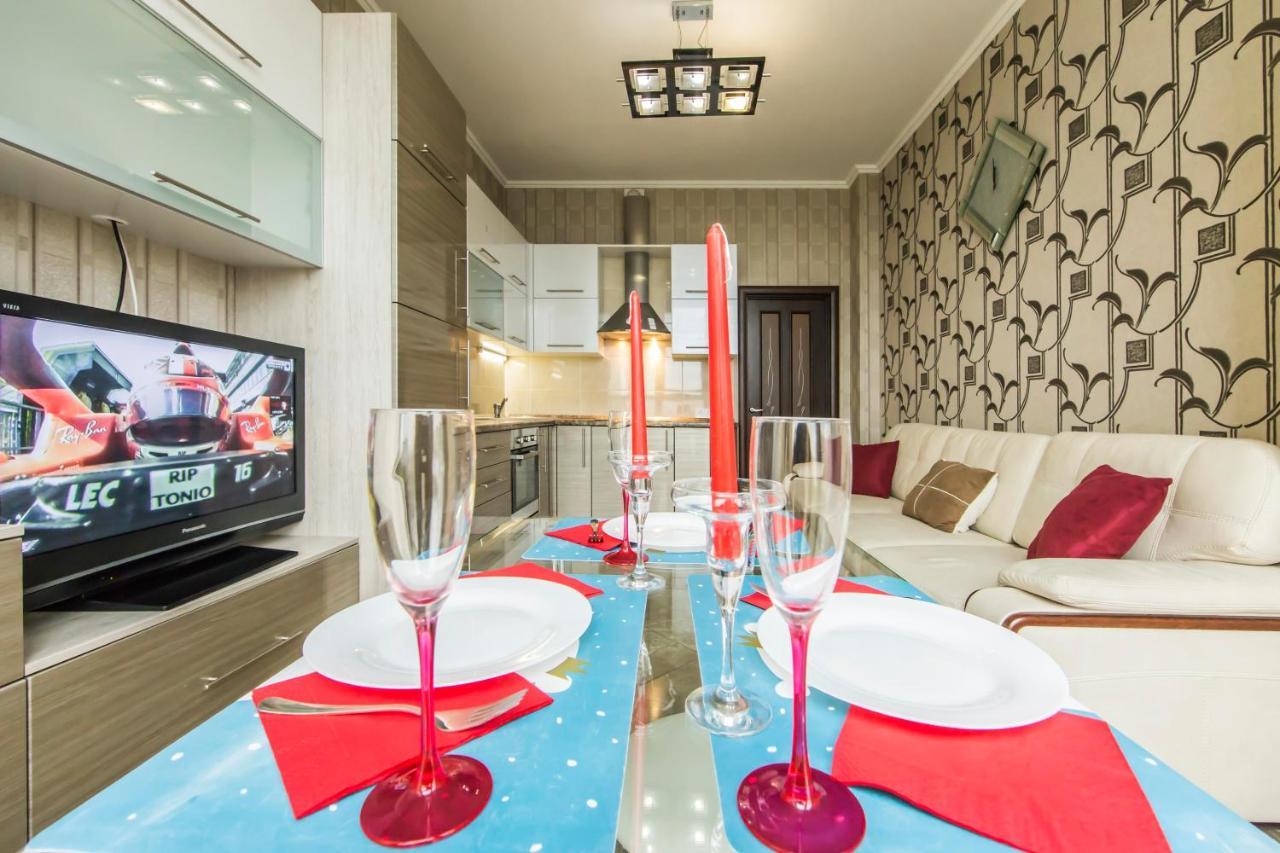 Rent-Kiev 2 Min Metro Chernihivska Lux Dış mekan fotoğraf