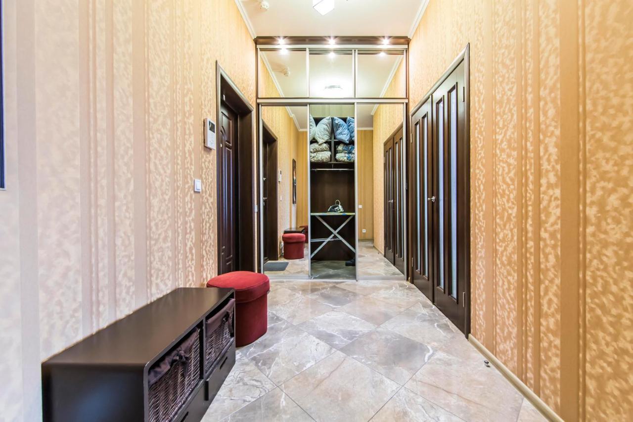 Rent-Kiev 2 Min Metro Chernihivska Lux Dış mekan fotoğraf